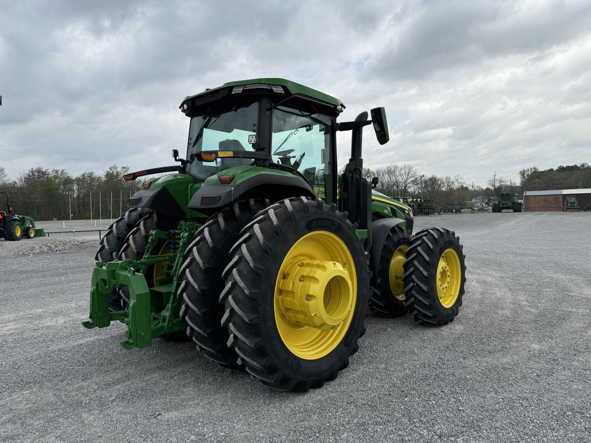 2024 John Deere 8R 310 Image