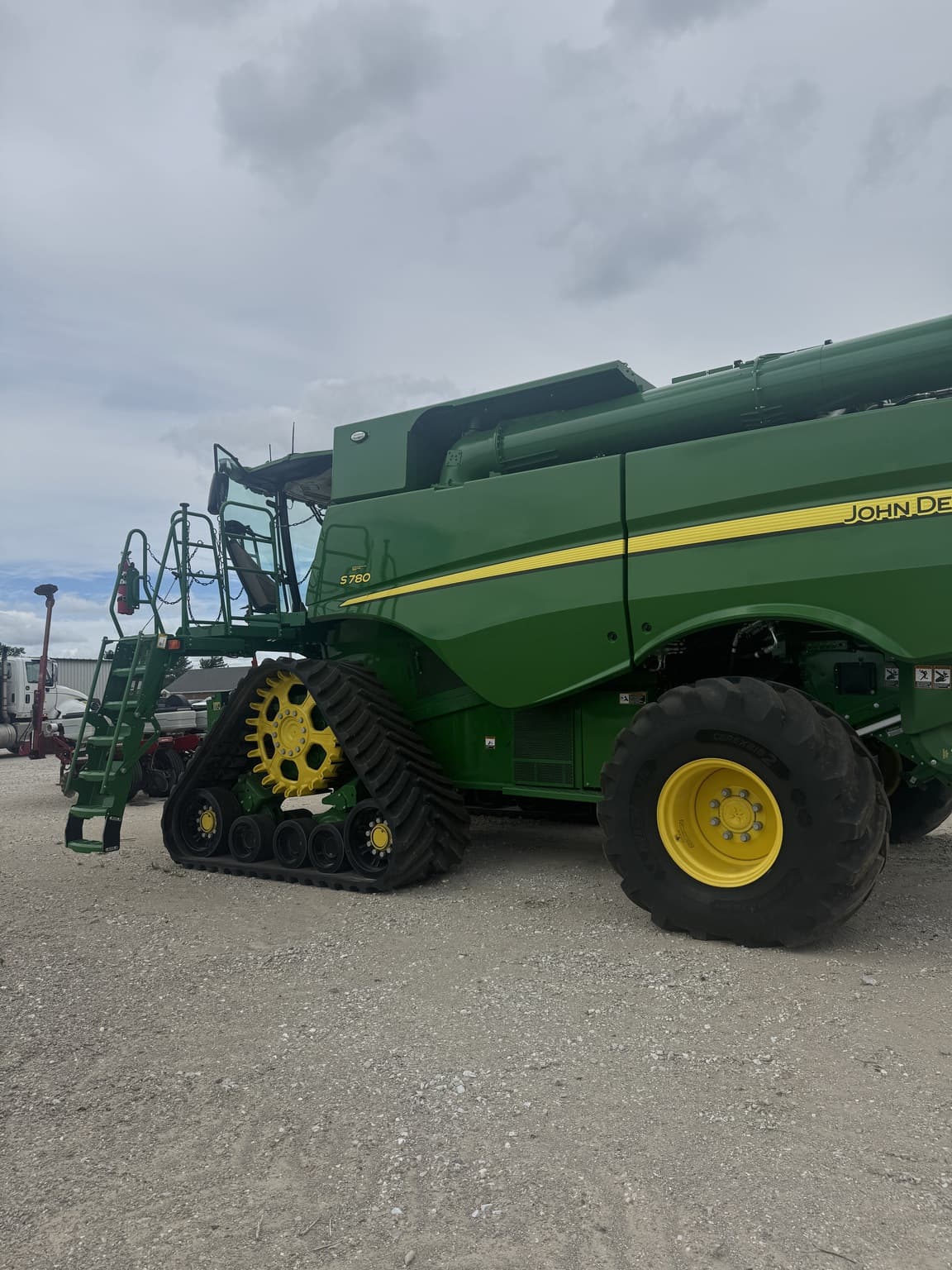 2024 John Deere S780 Image