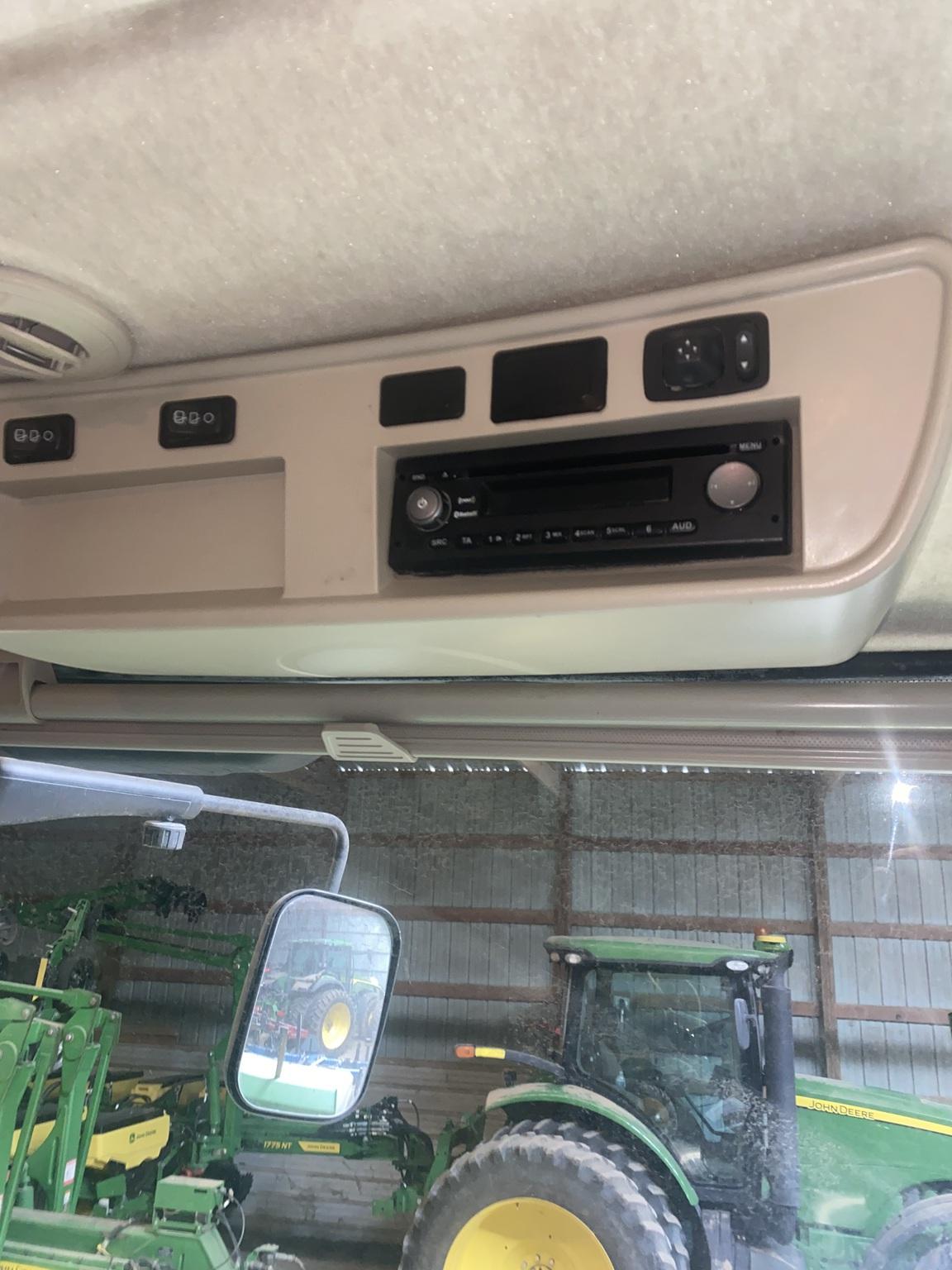 2016 John Deere 9370R Image
