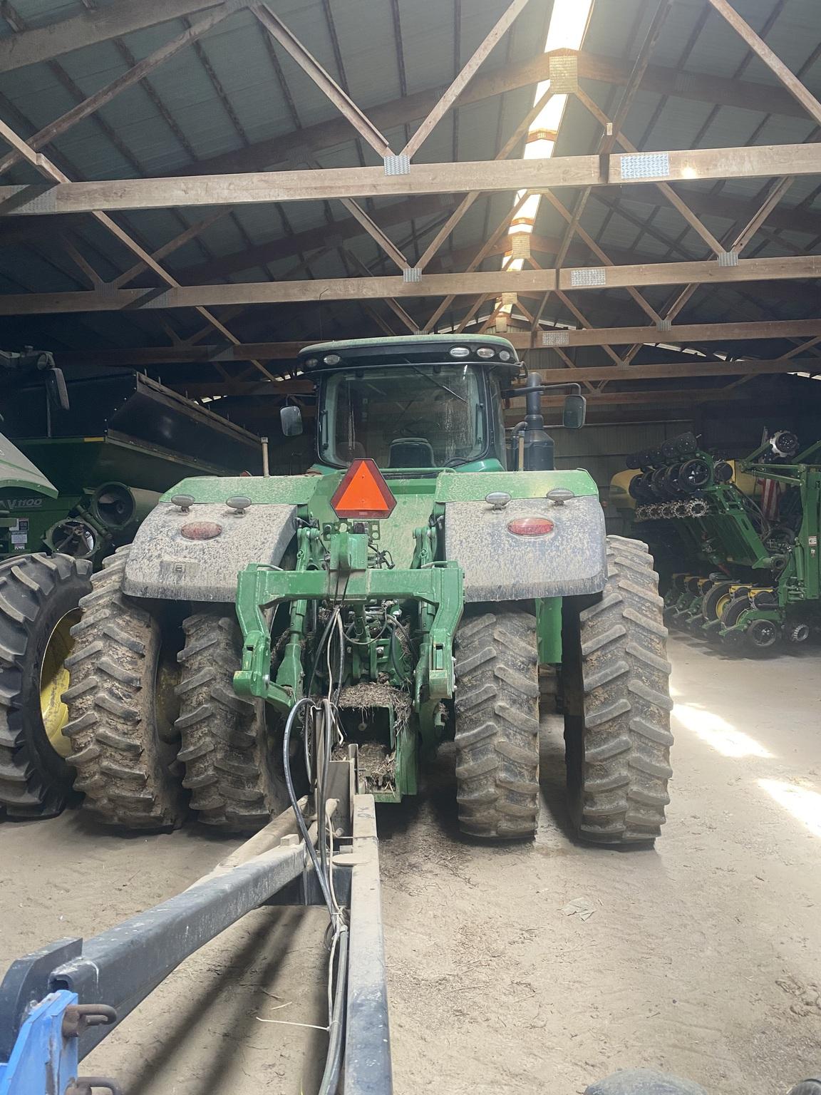 2016 John Deere 9370R Image