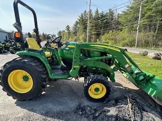 2017 John Deere 3046R Image
