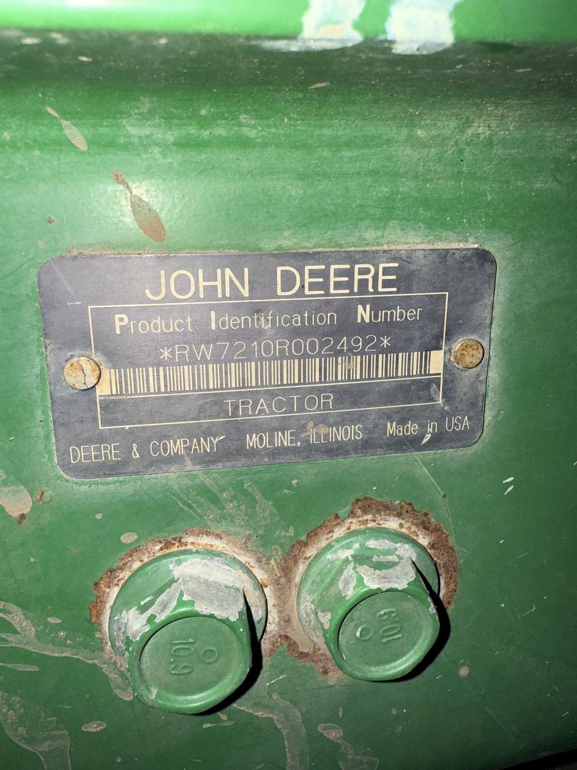 1997 John Deere 7210 Image