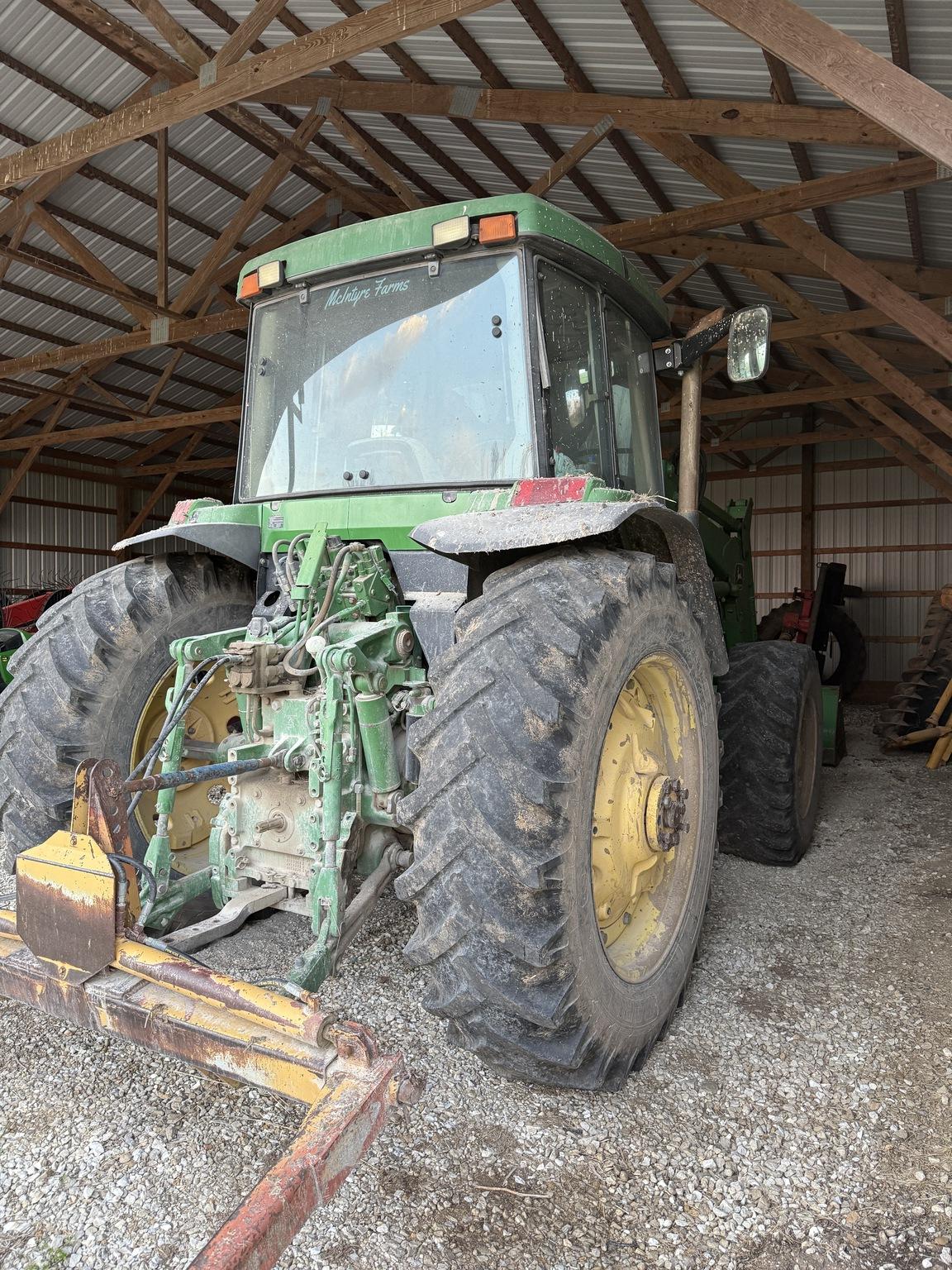 1997 John Deere 7210 Image