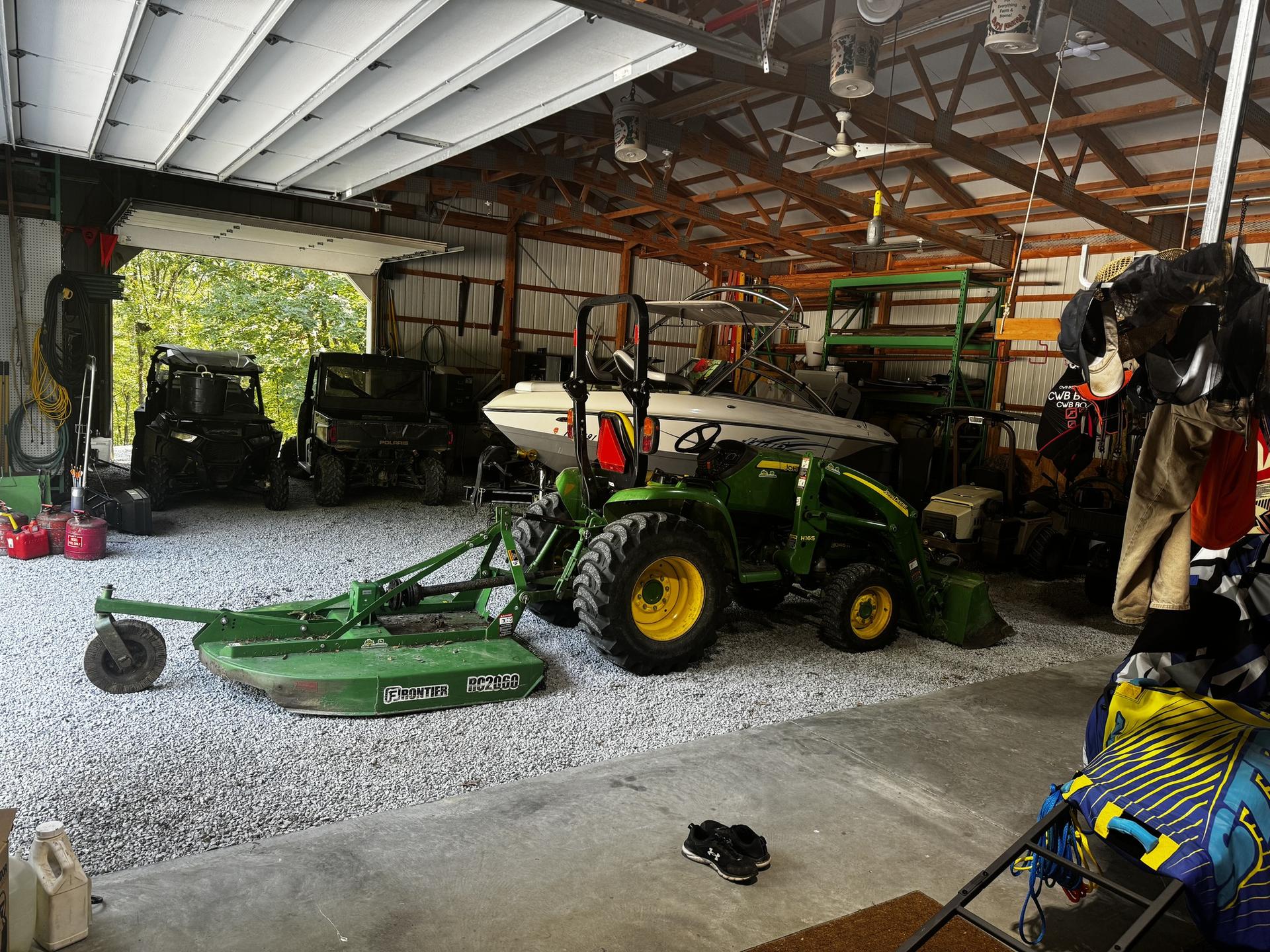2016 John Deere 3046R Image
