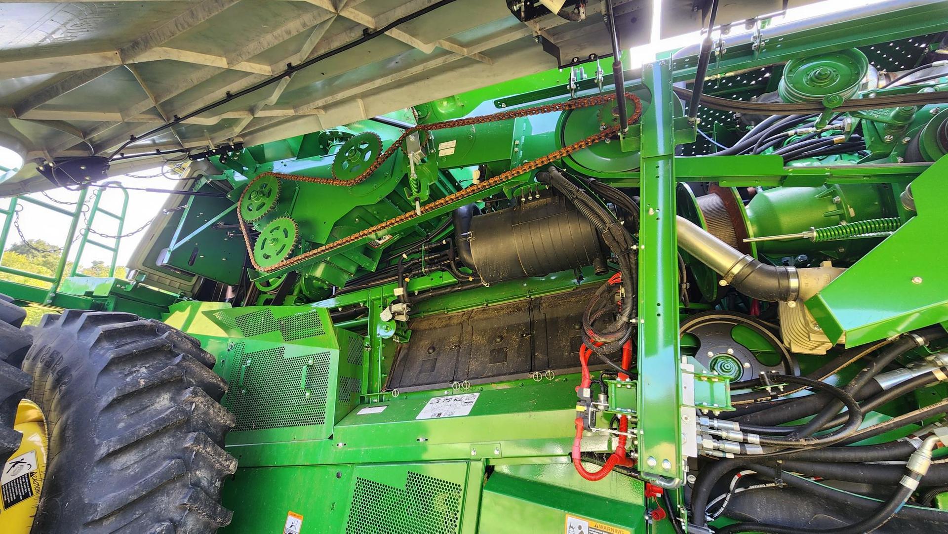 2023 John Deere S790 Image