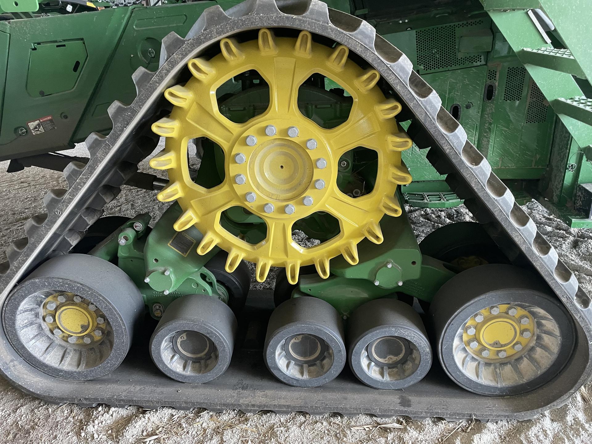 2022 John Deere X9 1000 Image
