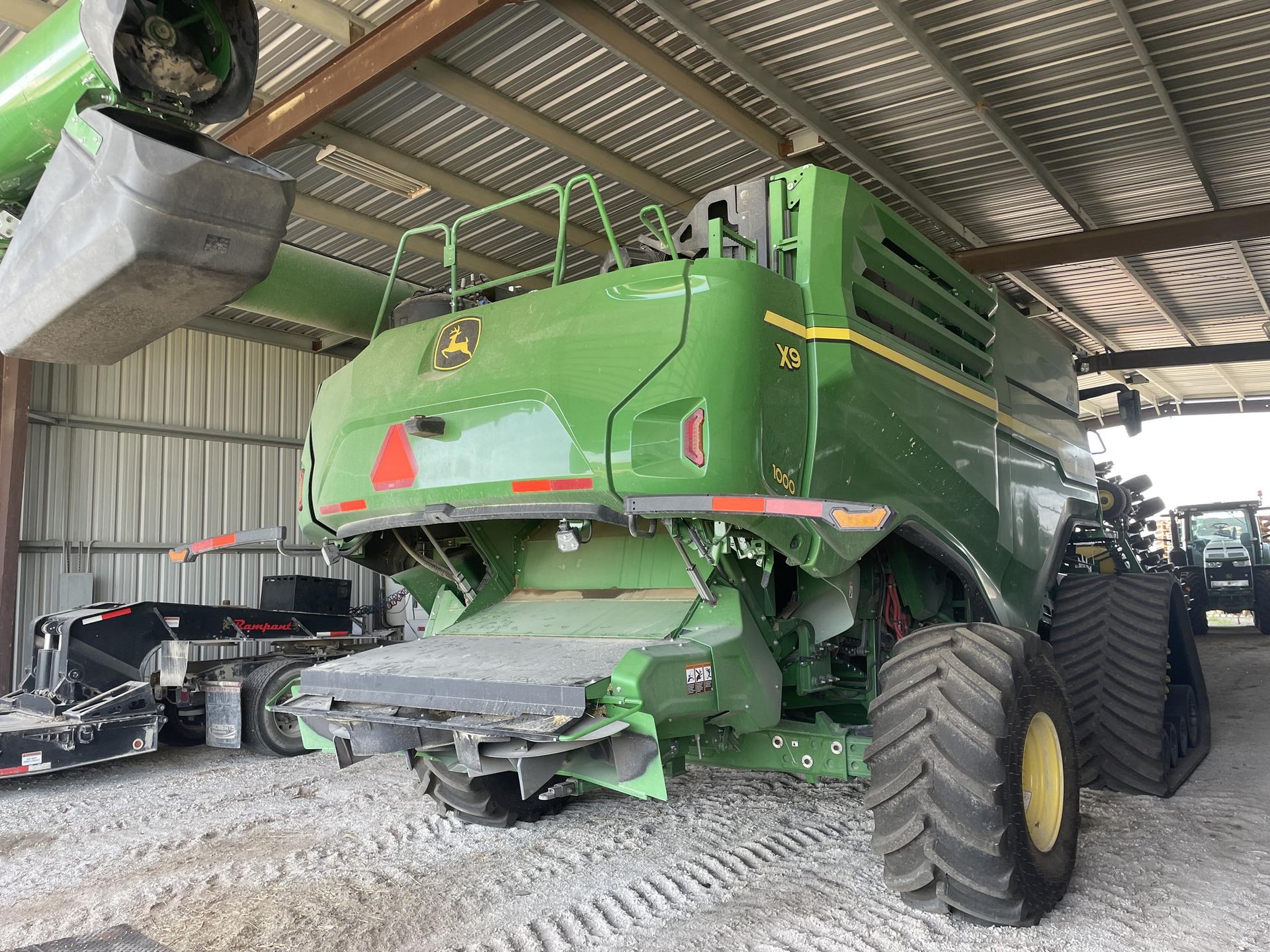 2022 John Deere X9 1000 Image