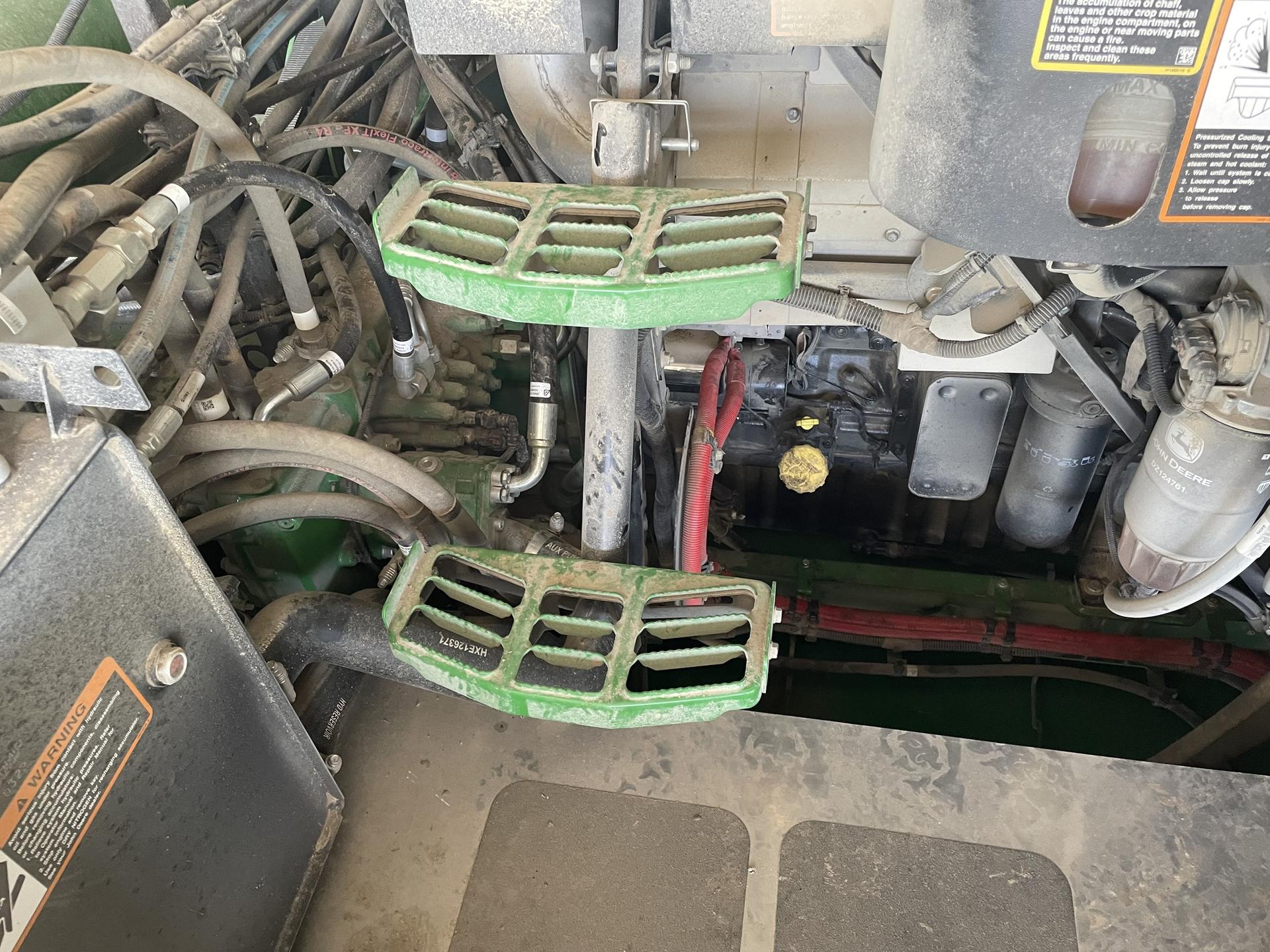 2022 John Deere X9 1000 Image
