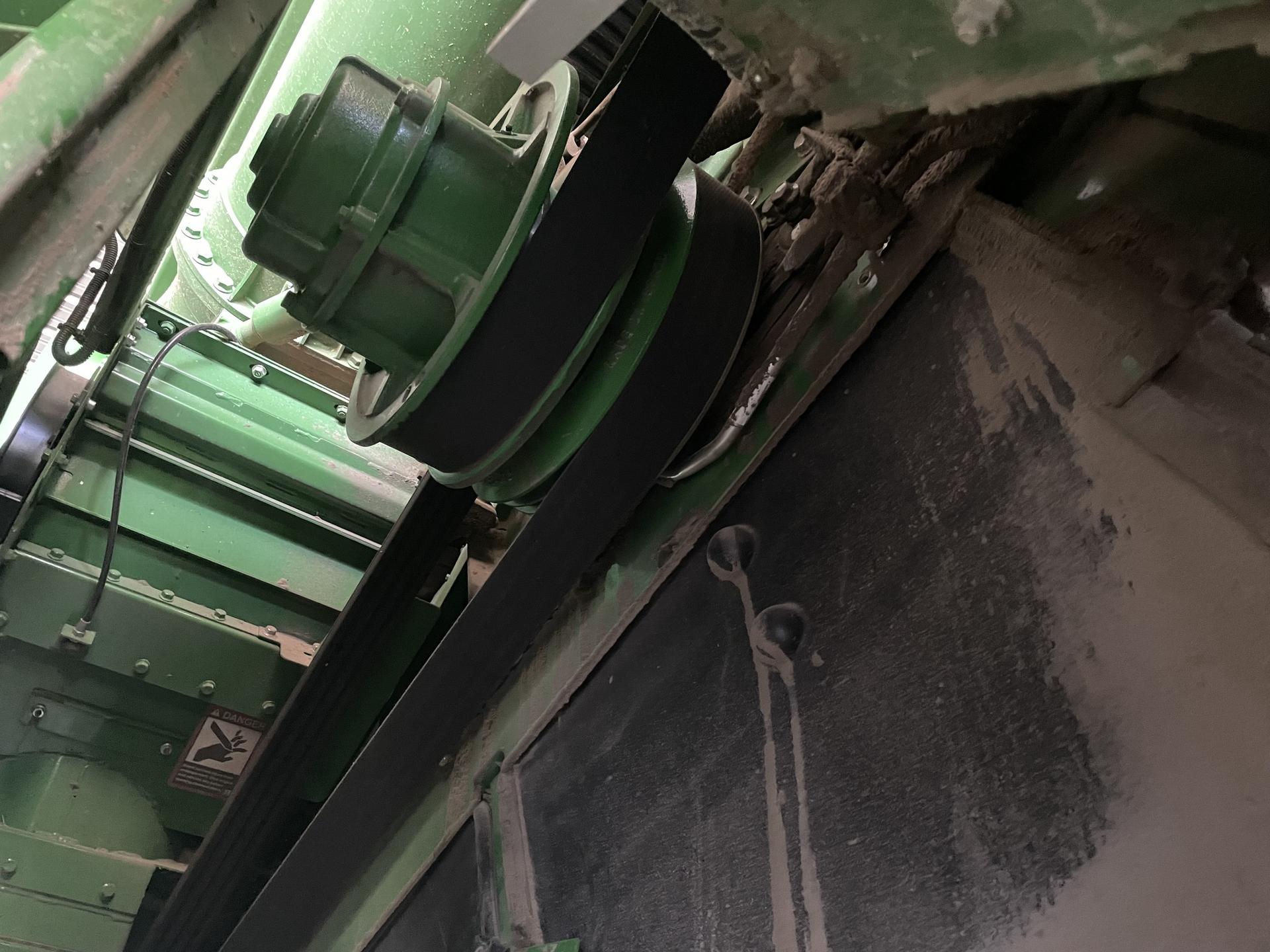 2022 John Deere X9 1000 Image