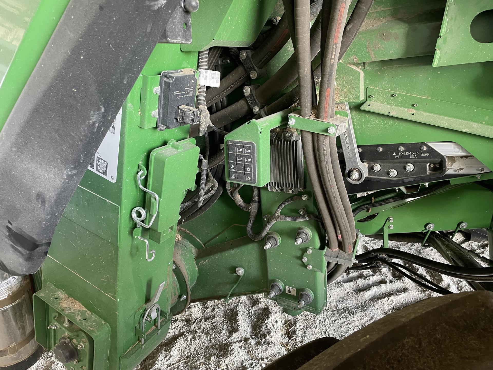 2022 John Deere X9 1000 Image
