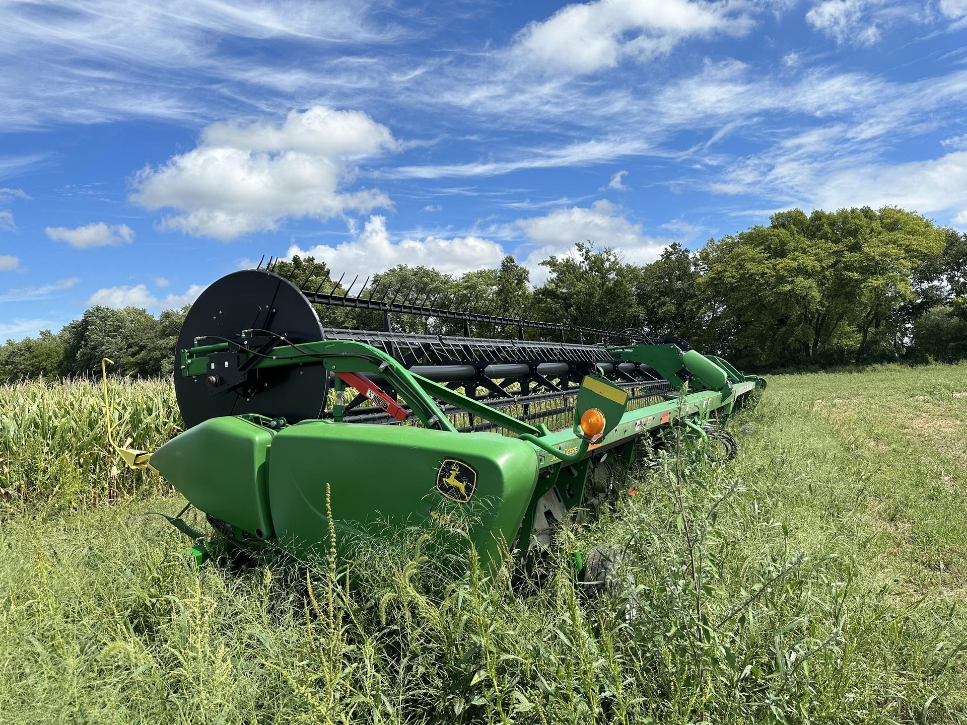 2015 John Deere 640FD Image