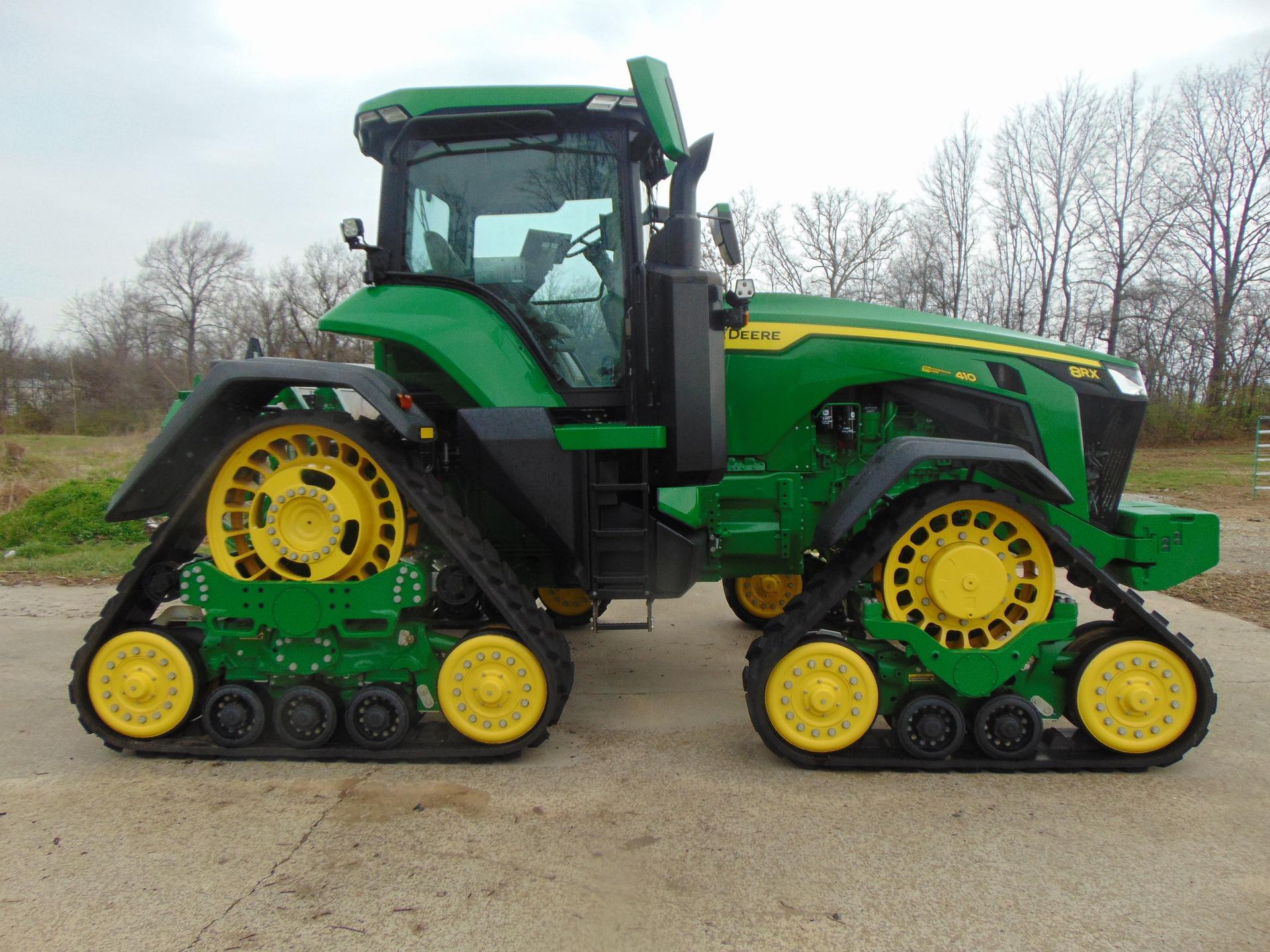2024 John Deere 8RX 410 Image