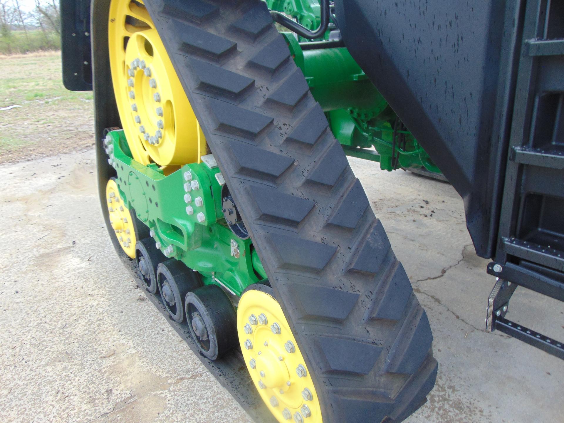 2024 John Deere 8RX 410 Image