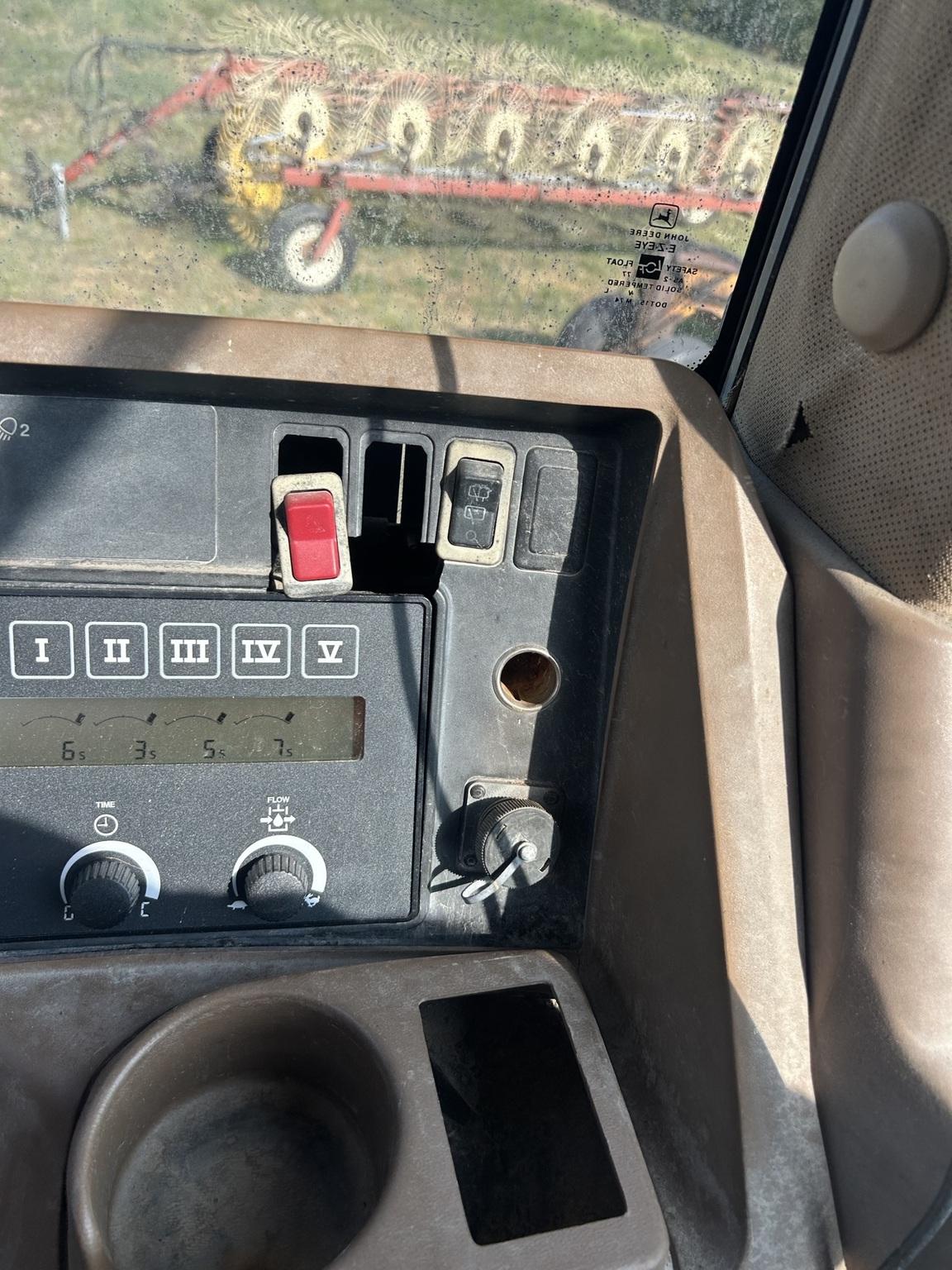 1998 John Deere 9200 Image