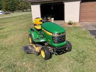 2008 John Deere X320 Image