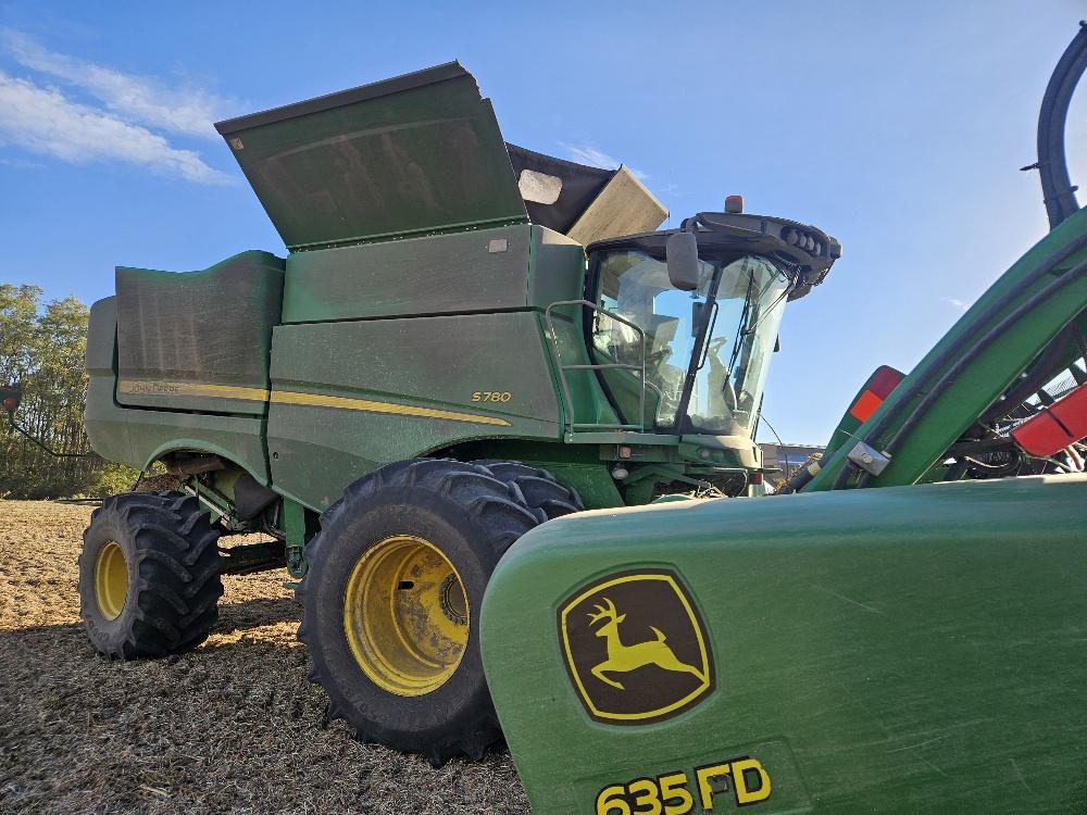 2019 John Deere S780 Image