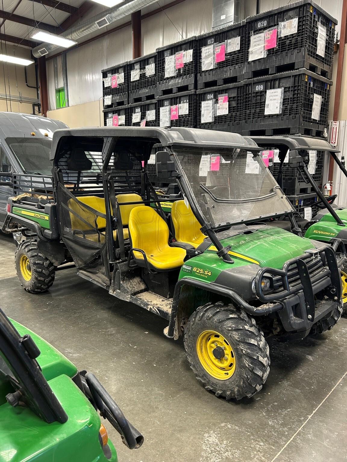 2015 John Deere XUV 825I S4 Image