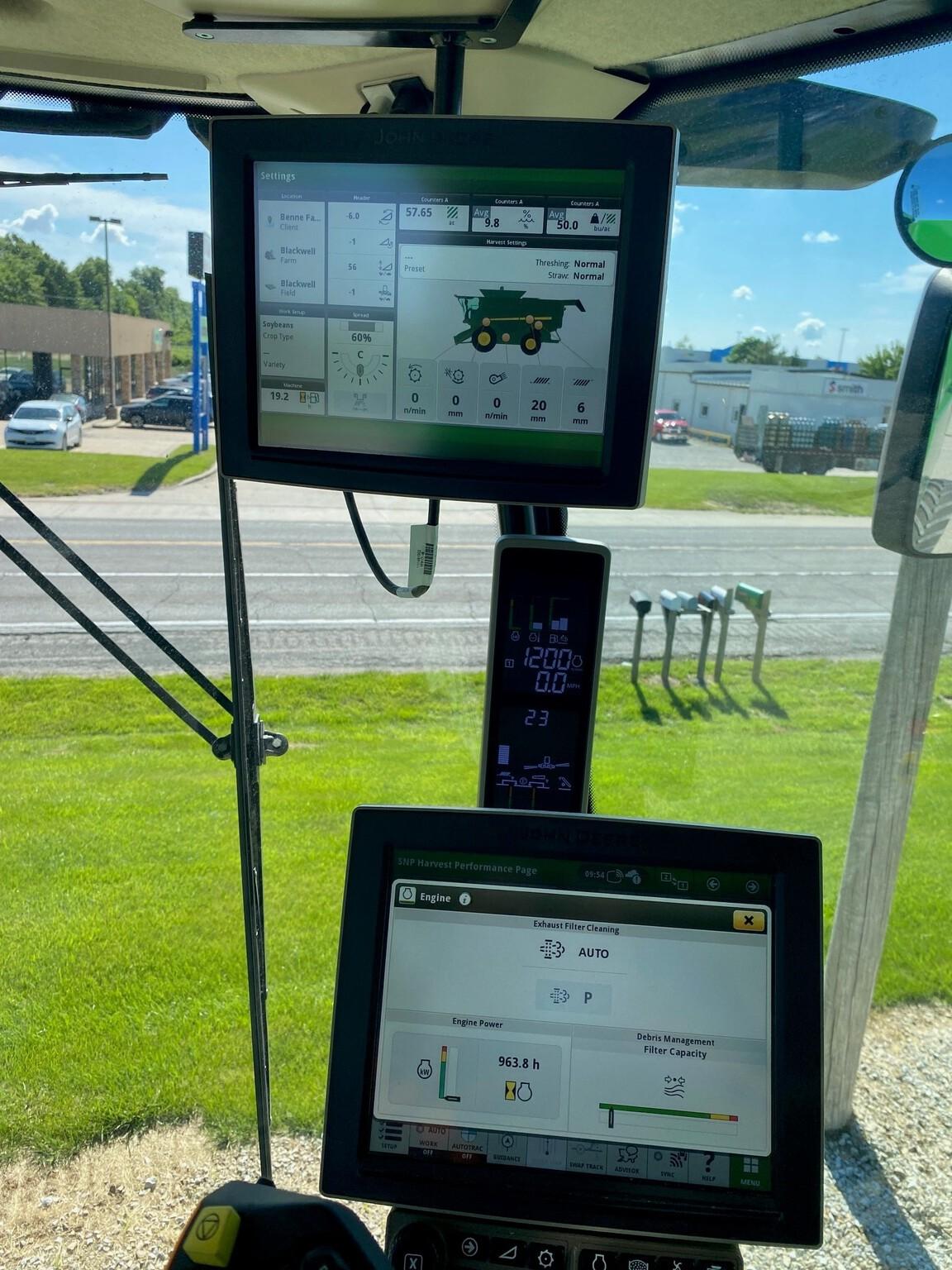 2023 John Deere S780 Image