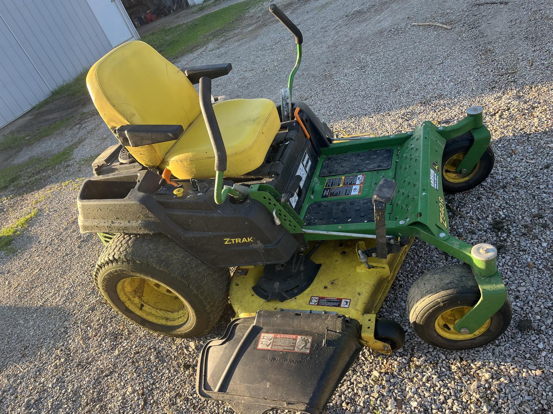 2017 John Deere Z540R Image