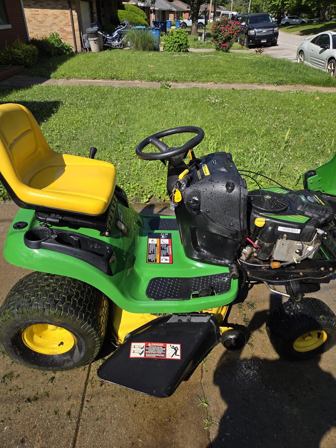 2006 John Deere 135 Image