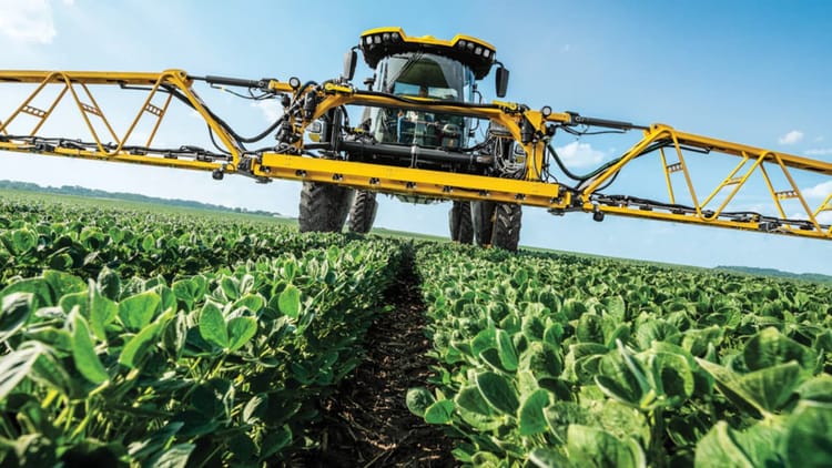 STS12 Hagie™  Self-Propelled Sprayer