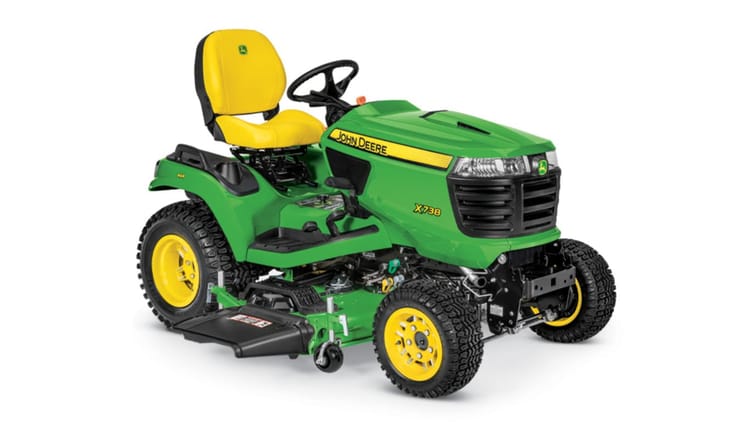 X738 Signature Series Lawn Tractor with 60″ Std Connect Deck