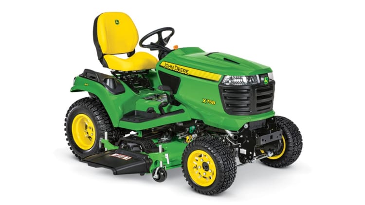 X758 Signature Series Lawn Tractor with 60″ Std Connect Deck
