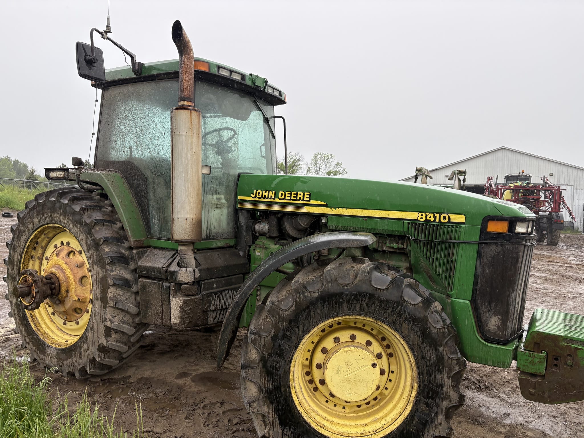 2000 John Deere 8410 Image