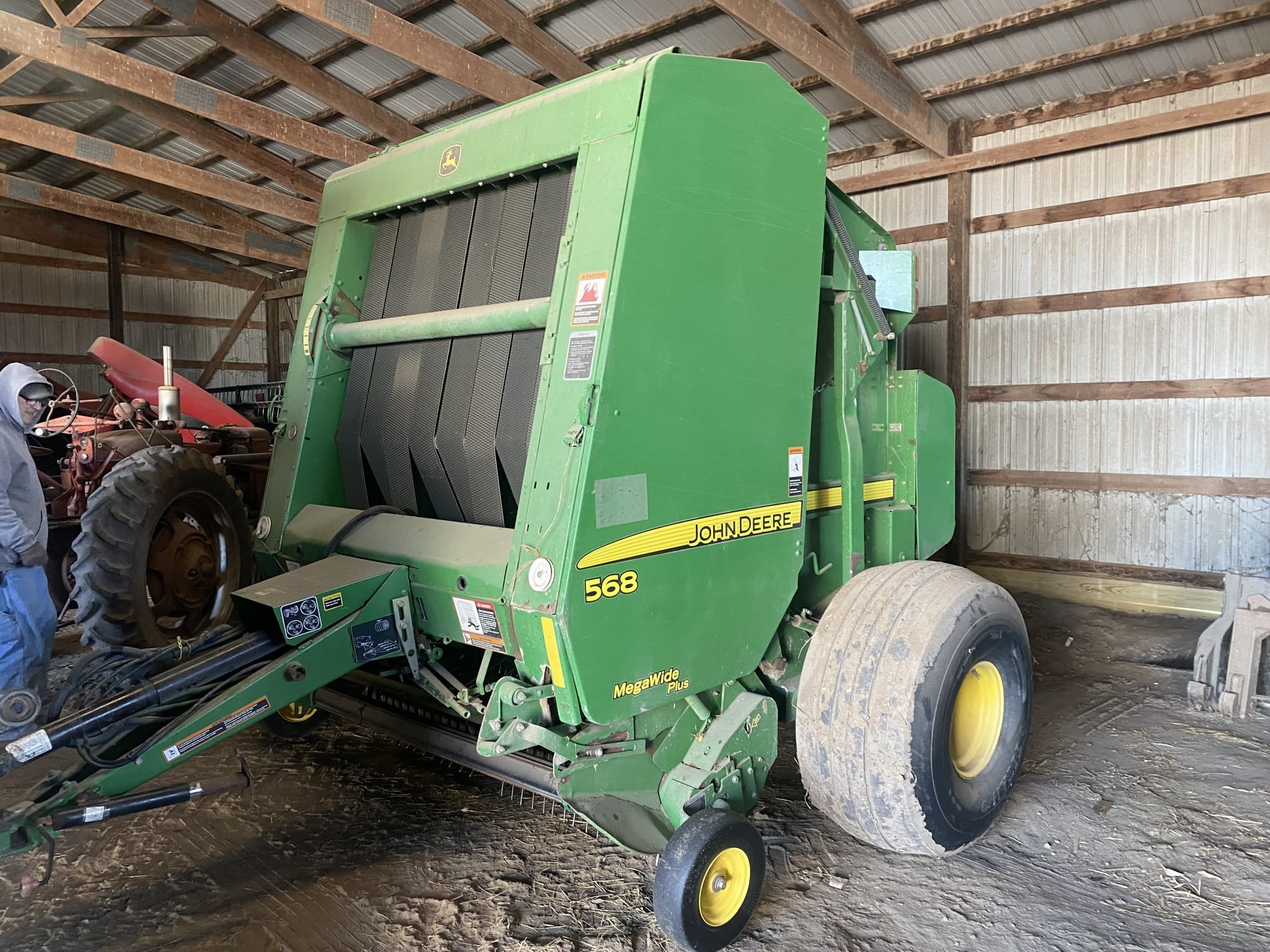 2008 John Deere 568 Image