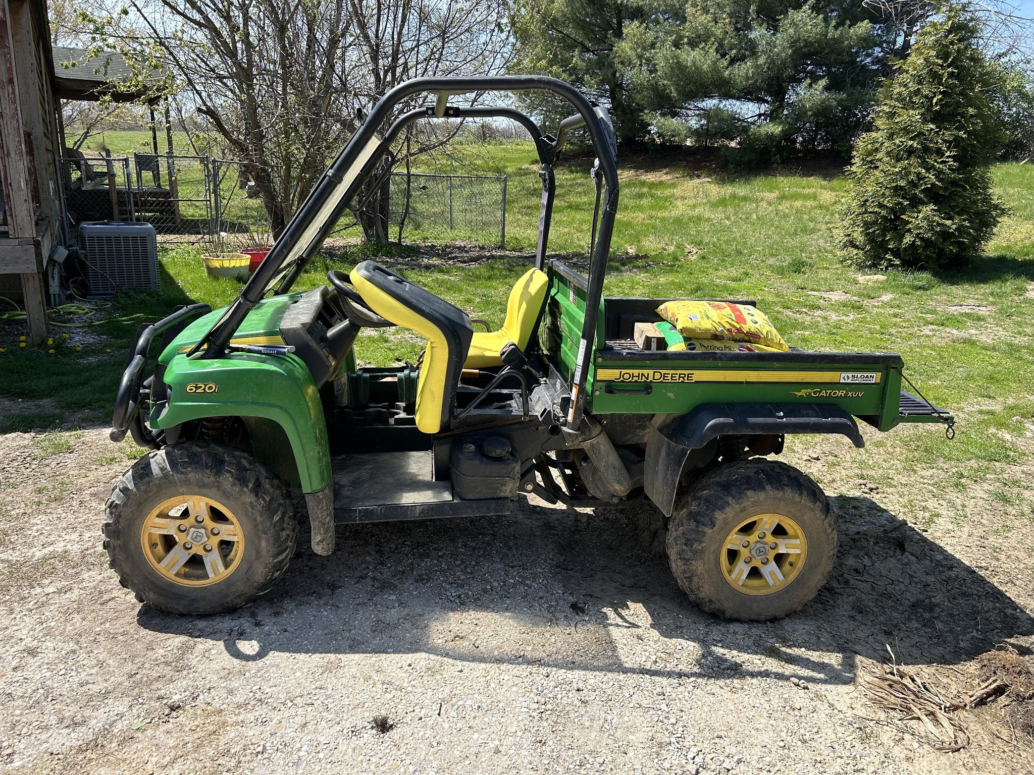 2009 John Deere XUV 620I GREEN Image