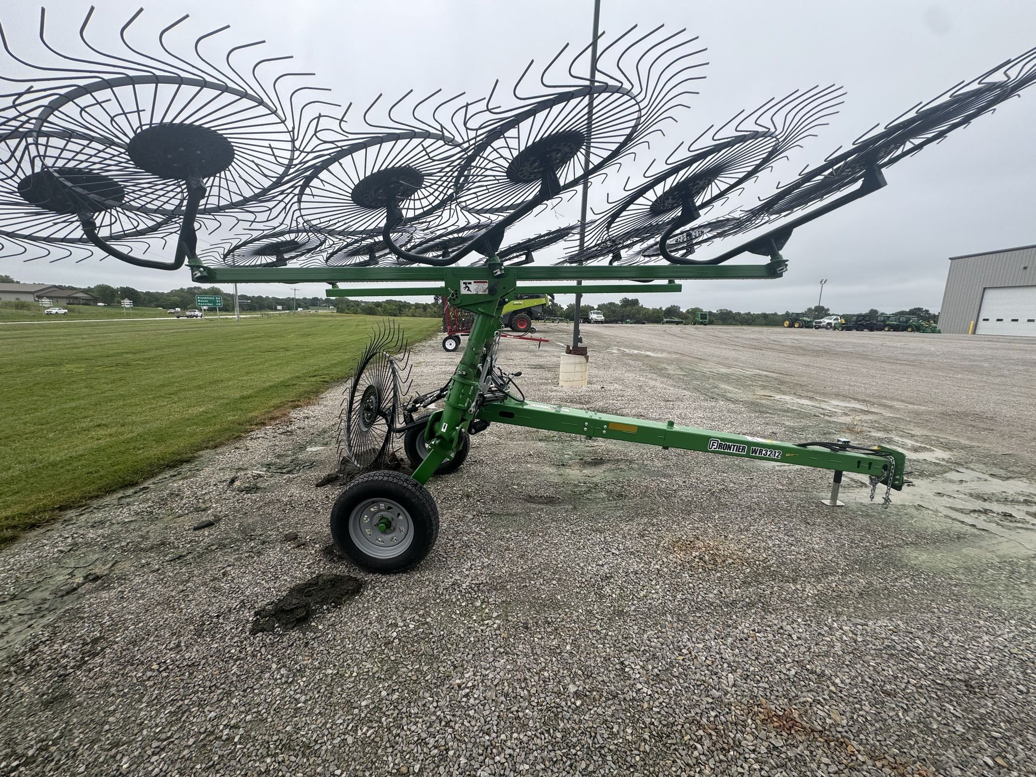 2023 John Deere WR3212 Image