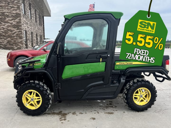 2019 John Deere XUV 835R Image