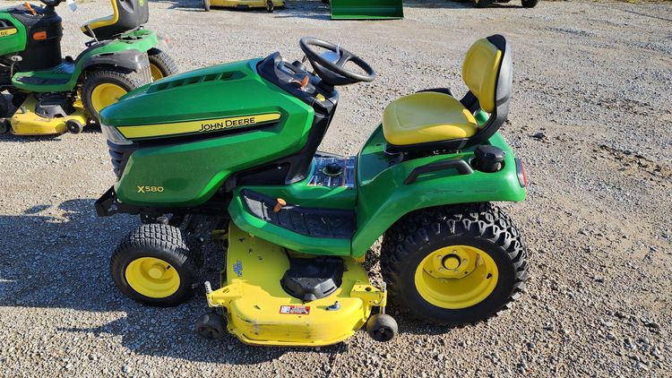 2019 John Deere X580 Image