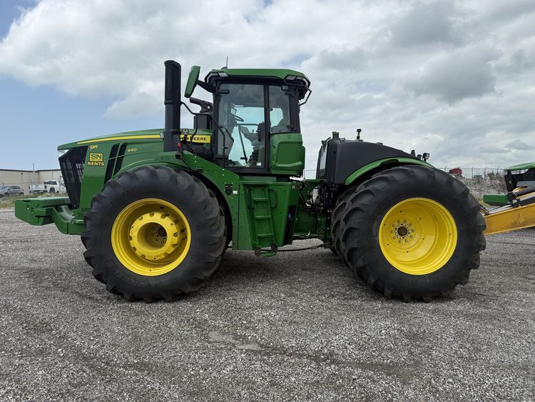 2024 John Deere 9R 640 Image