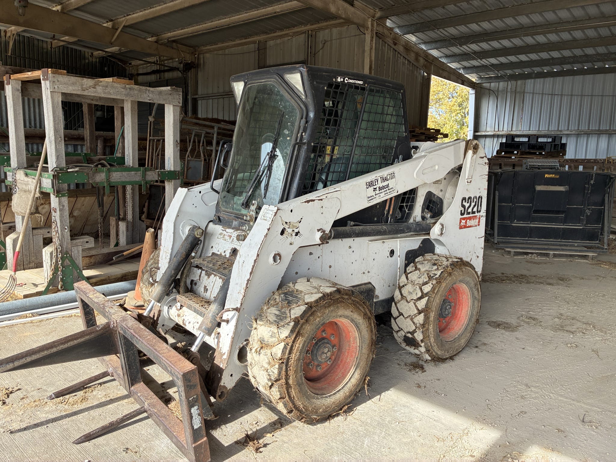 2008 Bobcat S220 Image