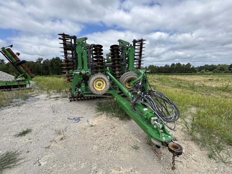 2021 John Deere 2660VT Image