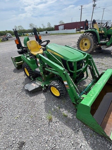 2016 John Deere 1023E Image