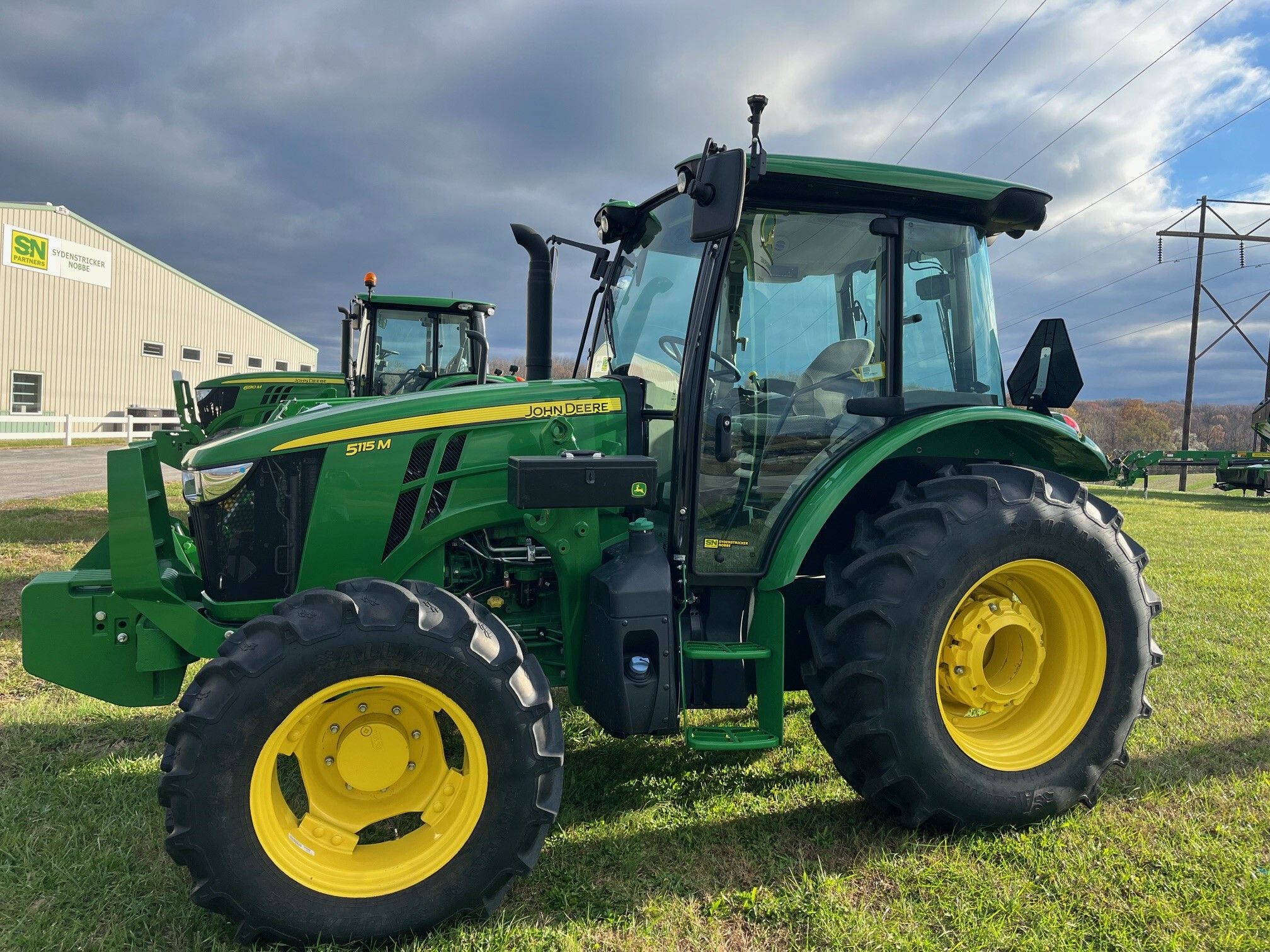 2022 John Deere 5115M Image