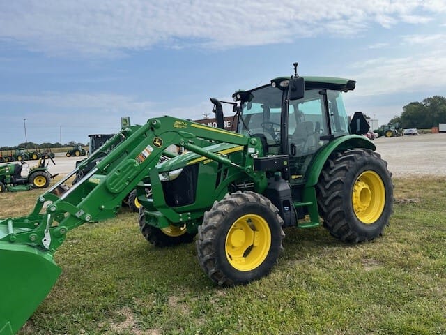 2022 John Deere 5115M Image