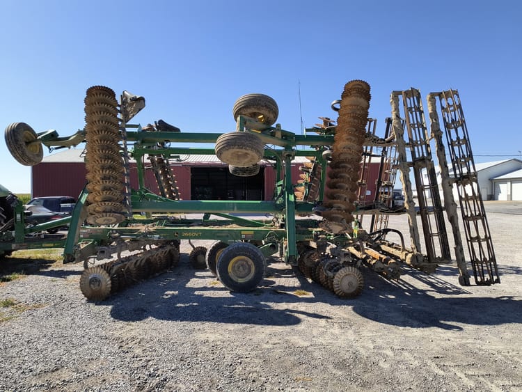 2024 John Deere 2660VT Image