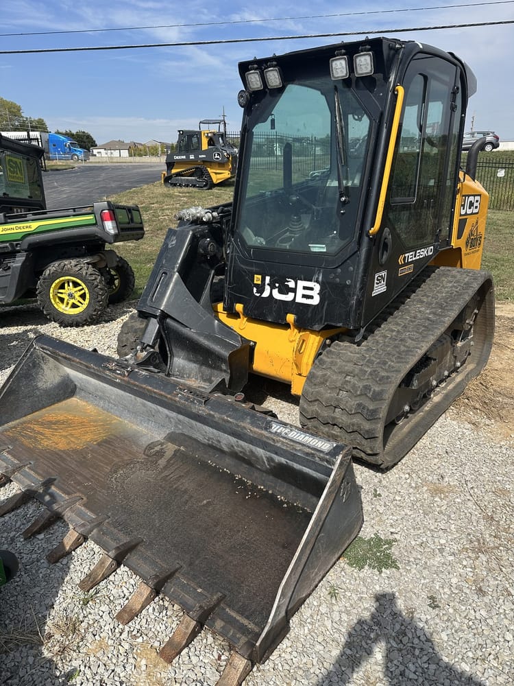 2022 JCB 3TS-8T Image