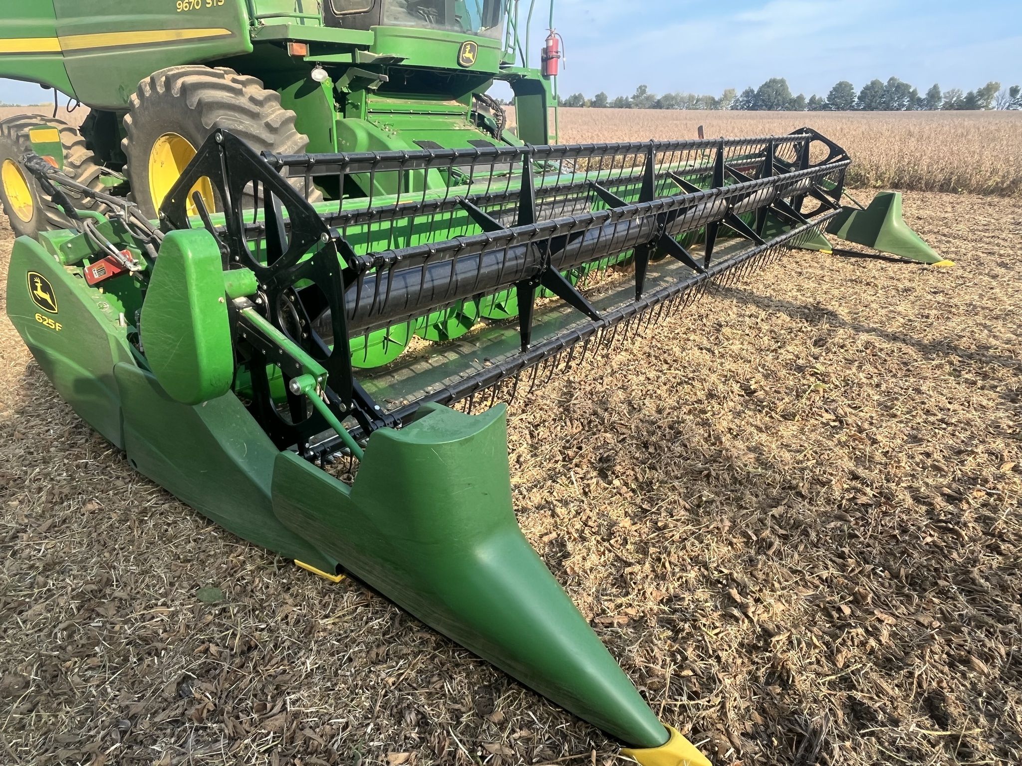 2018 John Deere 625F Image