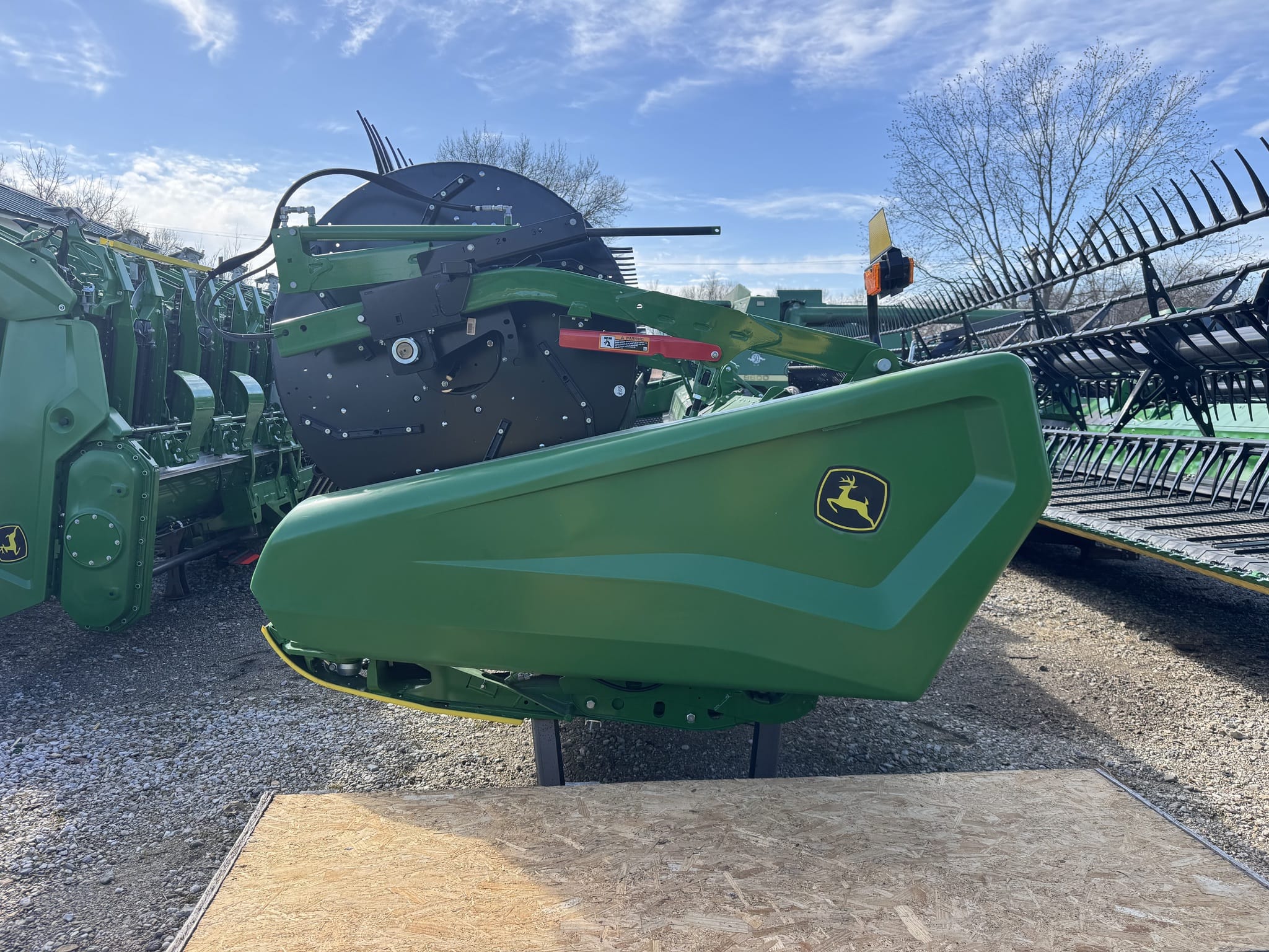 2025 John Deere HDF 40 Image