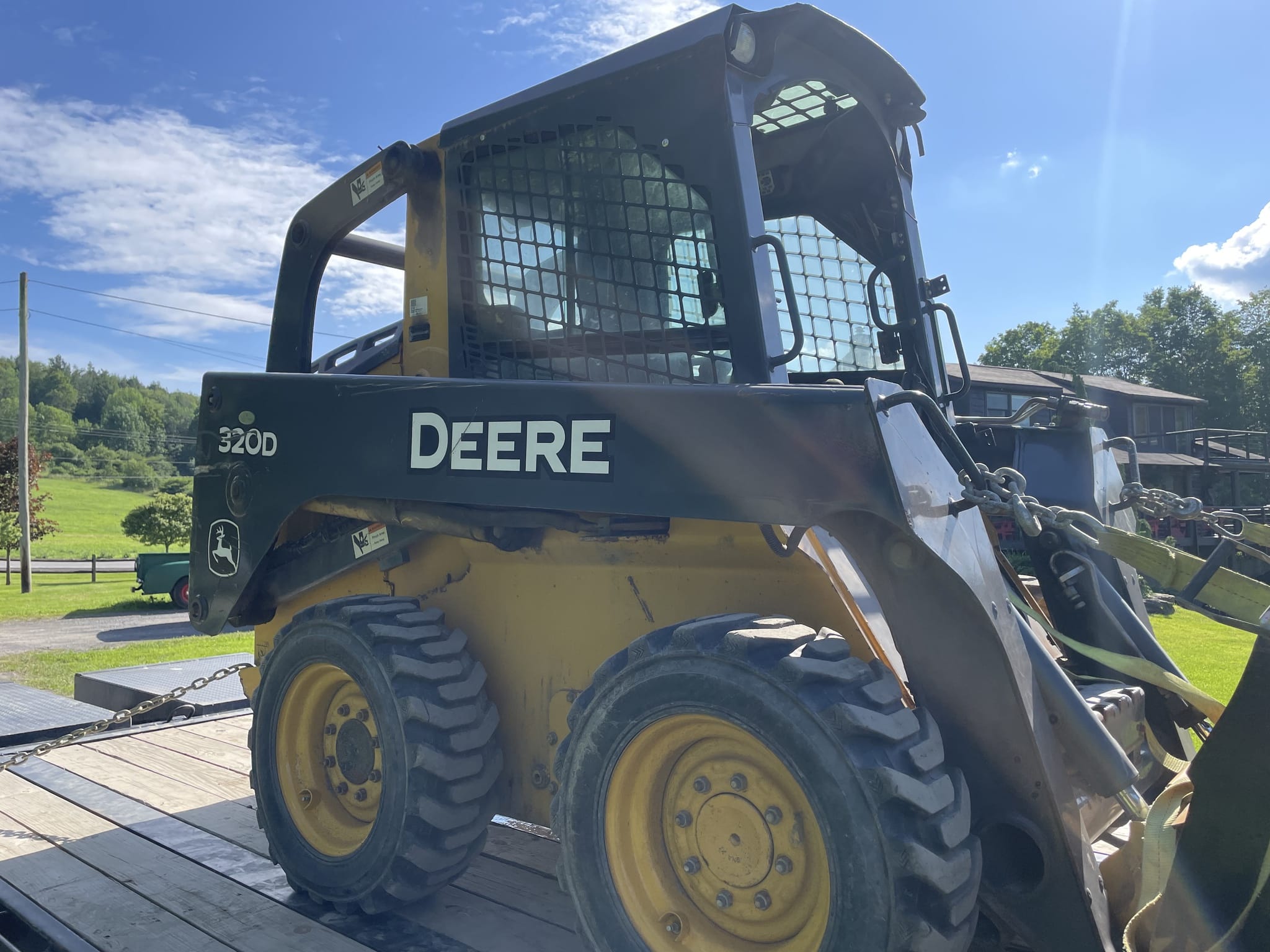 2013 John Deere 320D Image