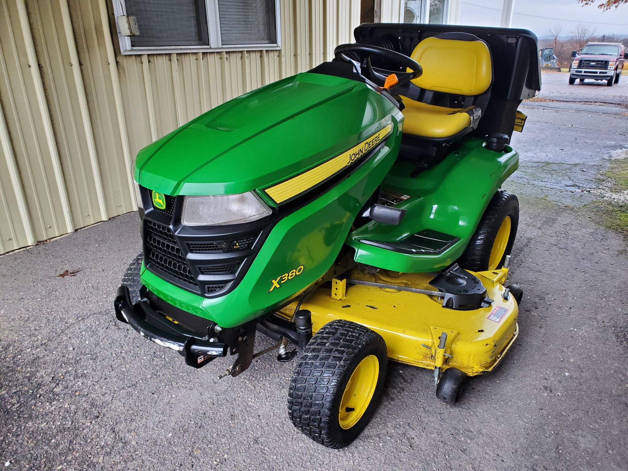2017 John Deere X380 Image