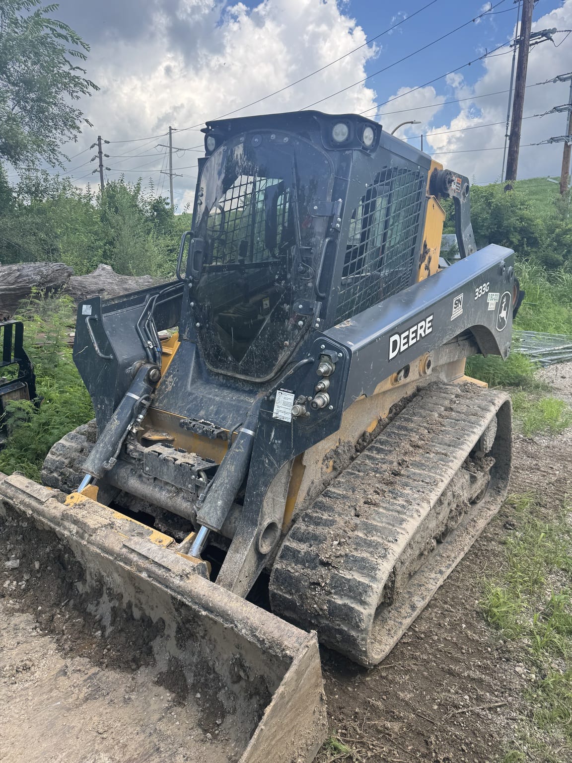 2023 John Deere 333G Image