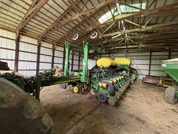 2014 John Deere 1770NT Image