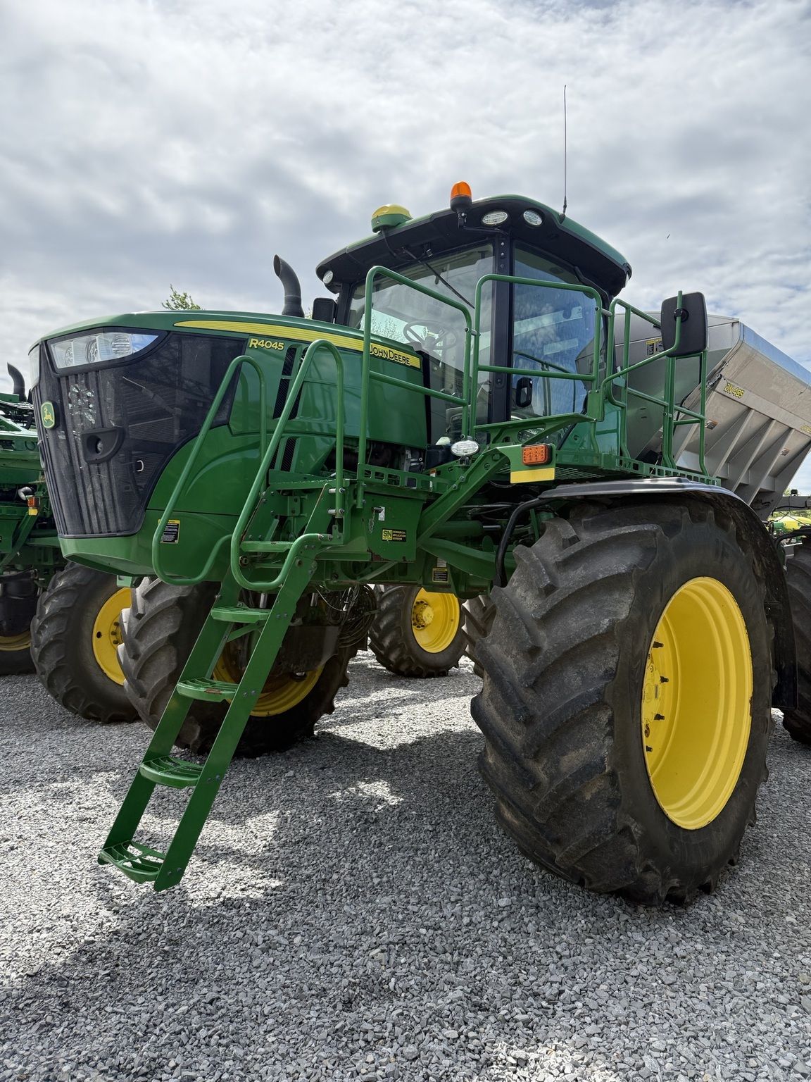 2021 John Deere R4045 Image