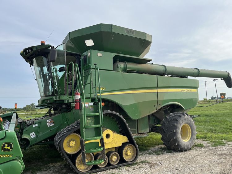 2018 John Deere S780 Image
