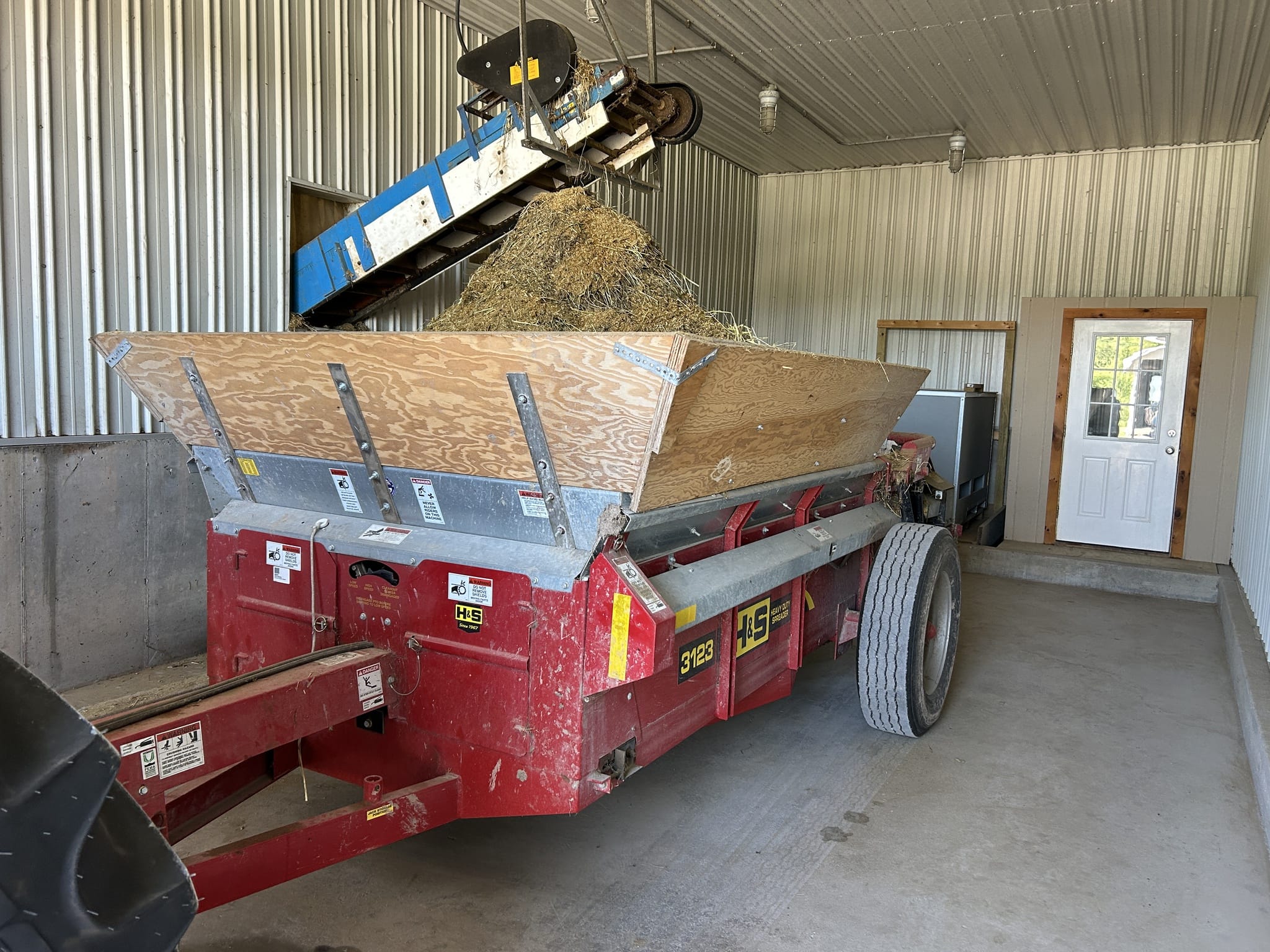2023 H&S S3123 Image